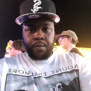 Meet your Posher, Ramone